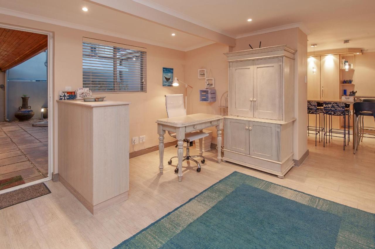 Hermanus Haven, Entire Home, On The Sea, Private Pool, Secure Eksteriør bilde